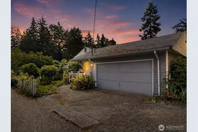 2345 N 130th Street, Seattle, WA 98133 - Photo 31