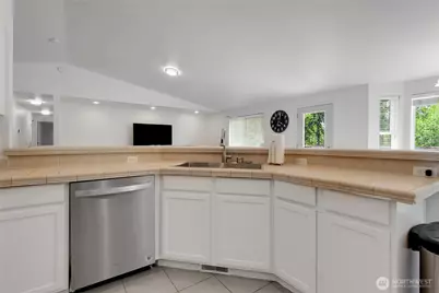 12311 Holtz Road E, Eatonville, WA 98328 - Photo 23