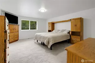 12311 Holtz Rd E, Eatonville, WA 98328 - Photo 9