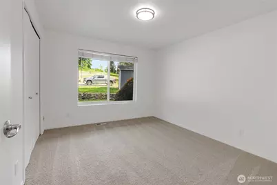 12311 Holtz Road E, Eatonville, WA 98328 - Photo 13