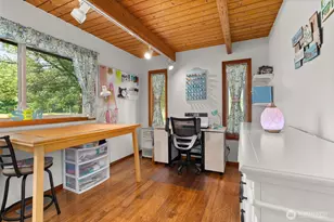 1090 Middle Fork Rd, Onalaska, WA 98570 - Photo 9