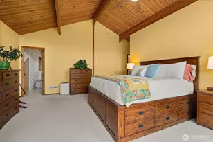 1090 Middle Fork Rd, Onalaska, WA 98570 - Photo 13