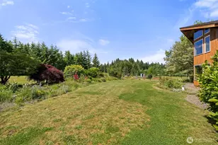 1090 Middle Fork Rd, Onalaska, WA 98570 - Photo 25
