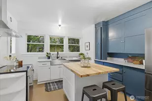347 NW 81st St, Seattle, WA 98117 - Photo 11