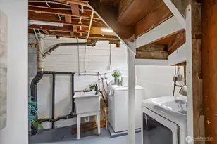 347 NW 81st St, Seattle, WA 98117 - Photo 21