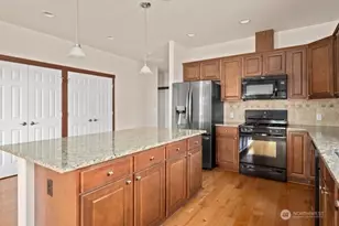 1844 SW Aberdeen Ct, Oak Harbor, WA 98277 - Photo 11