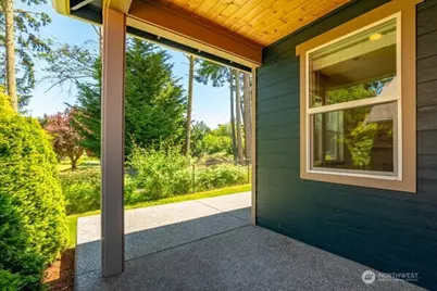 1844 SW Aberdeen Court, Oak Harbor, WA 98277 - Photo 15