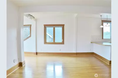403 30th Avenue, Seattle, WA 98122 - Photo 17