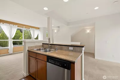 1748 24th Avenue NE, Issaquah, WA 98029 - Photo 11