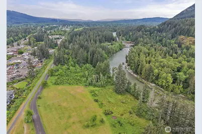 1890 SE 12th Street, North Bend, WA 98045 - Photo 33