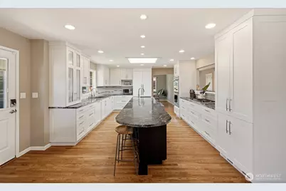 1527 E Woodcliff Rd, Spokane, WA 99203 - Photo 5