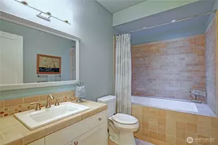 1095 Essex St, Camano Island, WA 98282 - Photo 25