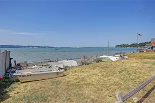 1095 Essex St, Camano Island, WA 98282 - Photo 31