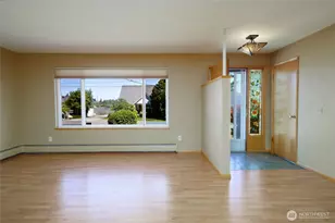 1015 35th St, Anacortes, WA 98221 - Photo 7