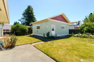 1015 35th St, Anacortes, WA 98221 - Photo 29