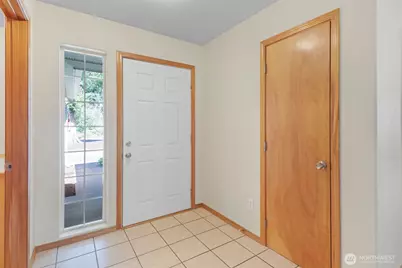 15626 Lindsay Road SE, Yelm, WA 98597 - Photo 3