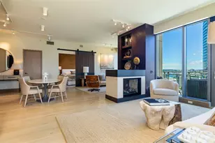 820 Blanchard St, Seattle, WA 98121 - Photo 7