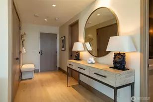 820 Blanchard St, Seattle, WA 98121 - Photo 3