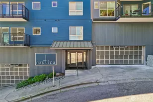 701 Galer St, Seattle, WA 98109 - Photo 35