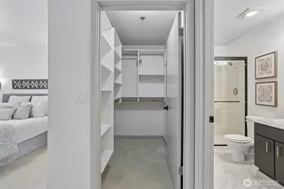 701 Galer Street #813, Seattle, WA 98109 - Photo 21