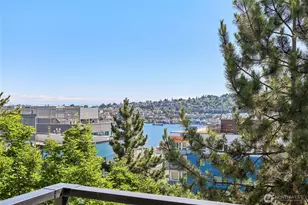 701 Galer St, Seattle, WA 98109 - Photo 31