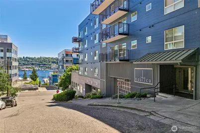 701 Galer Street #813, Seattle, WA 98109 - Photo 1