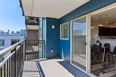 701 Galer Street #813, Seattle, WA 98109 - Photo 33