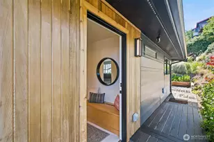 425 26th Ave E, Seattle, WA 98112 - Photo 3