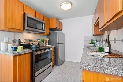 1872 S Central Place #H-81, Kent, WA 98030 - Photo 9