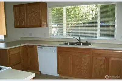 5004 22nd Avenue SE, Lacey, WA 98503 - Photo 3