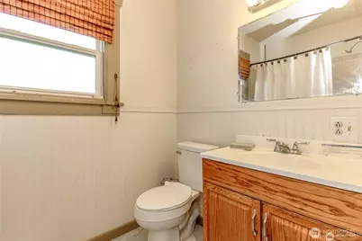 6845 S Clement Avenue, Tacoma, WA 98409 - Photo 7