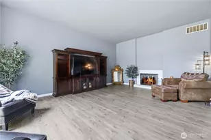 7010 Topaz Dr SW, Lakewood, WA 98498 - Photo 3