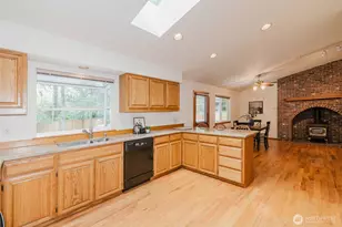 1724 NW Palmer Ln, Bremerton, WA 98311 - Photo 13