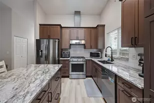 1410 114th Ave SE, Lake Stevens, WA 98258 - Photo 11