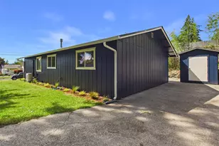 722 Central St SE, Olympia, WA 98501 - Photo 9
