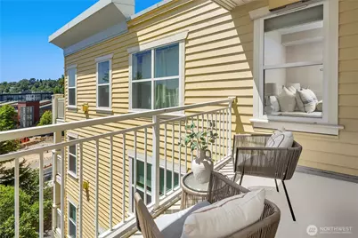 2901 NE Blakeley Street #409, Seattle, WA 98105 - Photo 5