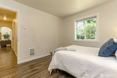 19105 17th St SW, Lakebay, WA 98349 - Photo 21