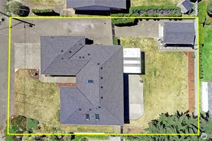 283 Meadow Dr, Camano Island, WA 98282 - Photo 5