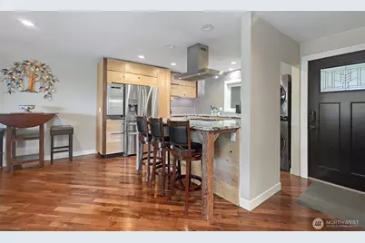 10903 Glen Acres Drive S #B, Seattle, WA 98168 - Photo 13