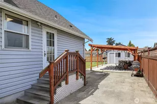 710 2nd St SW, Puyallup, WA 98371 - Photo 31