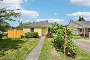 2404 S 121st St, Seattle, WA 98168 - Photo 5
