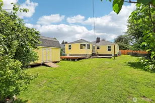 2404 S 121st St, Seattle, WA 98168 - Photo 31