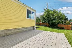 2404 S 121st St, Seattle, WA 98168 - Photo 33