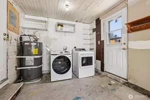 2404 S 121st St, Seattle, WA 98168 - Photo 27
