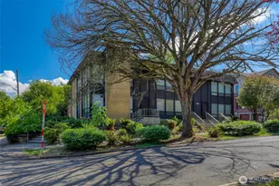 1441 E Aloha St, Seattle, WA 98112 - Photo 1