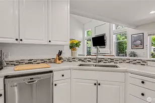 511 Elma Pl NE, Renton, WA 98059 - Photo 13