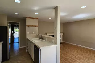 16811 NE 32nd St, Bellevue, WA 98008 - Photo 15