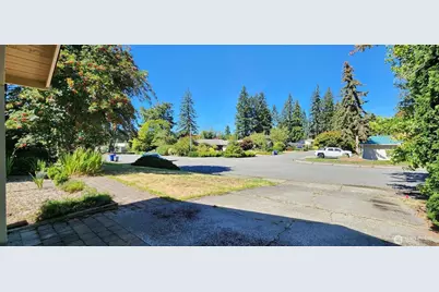 16811 NE 32nd Street, Bellevue, WA 98008 - Photo 5