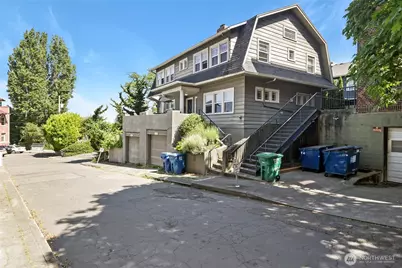 1010 Bellevue Court E, Seattle, WA 98102 - Photo 5