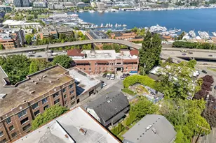 1010 Bellevue Ct E, Seattle, WA 98102 - Photo 7